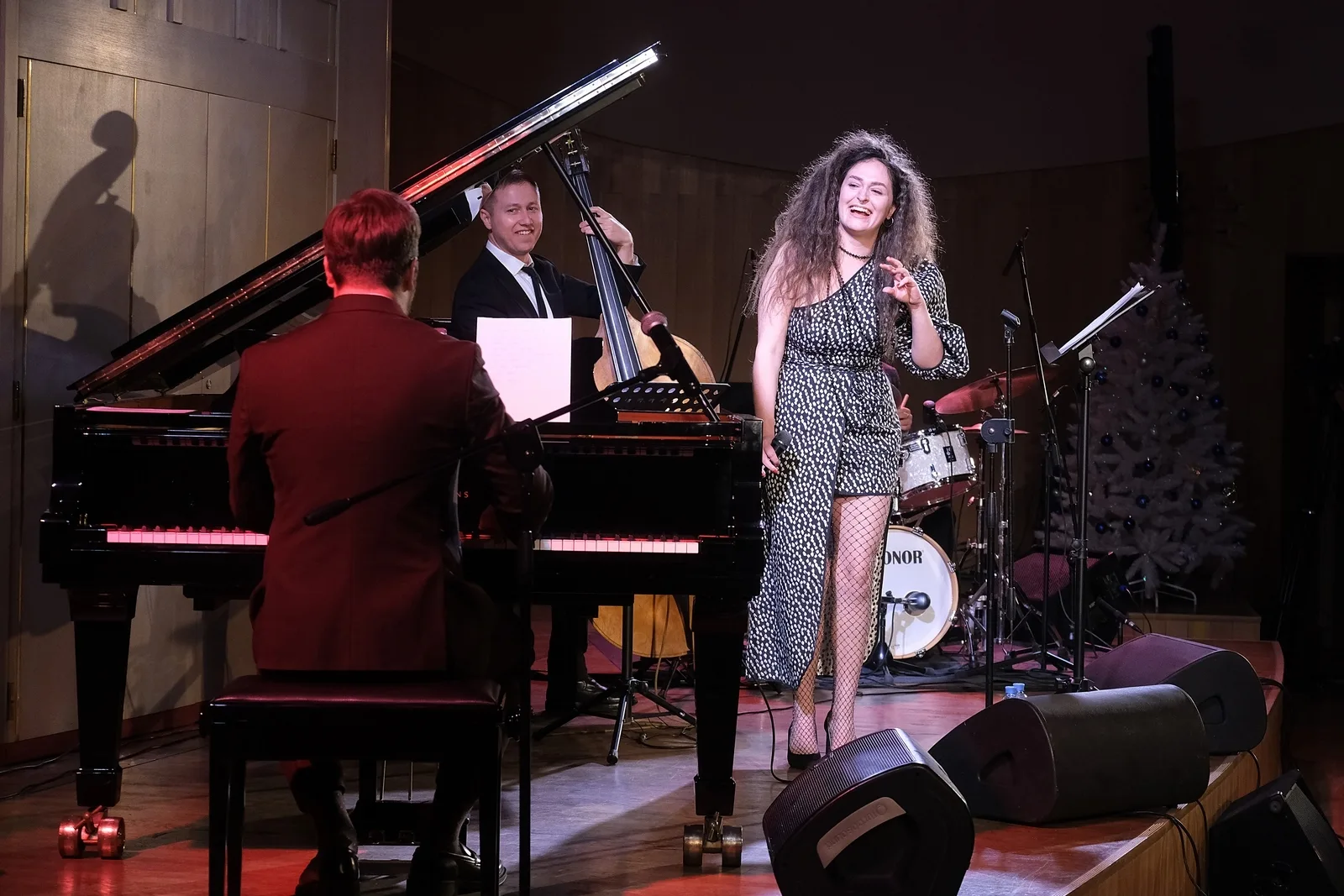 Джаз-трибьют Эми Уайнхаус. Концерт при свечах и звёздах