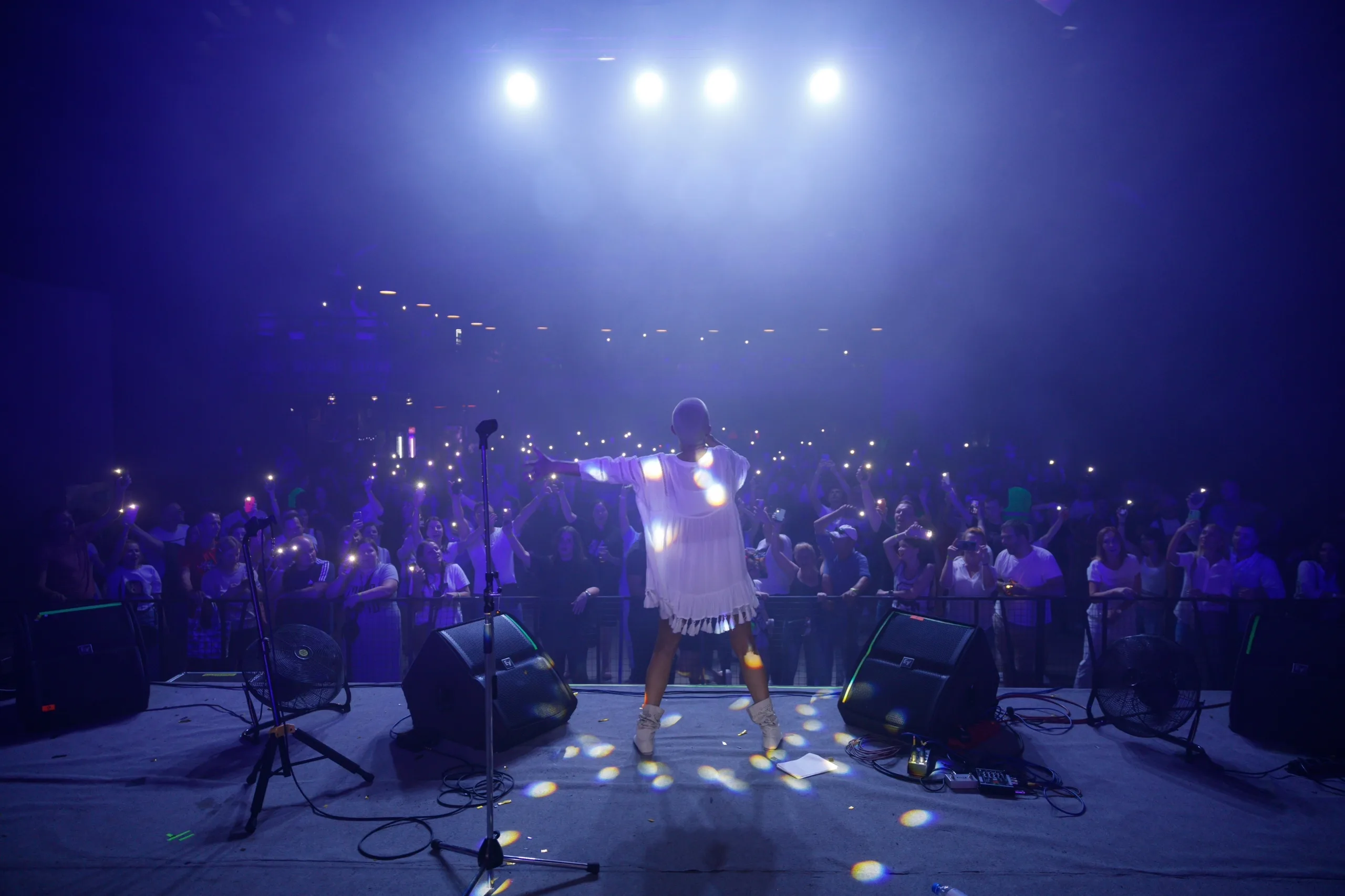 Золотые хиты 90-х и 2000-х