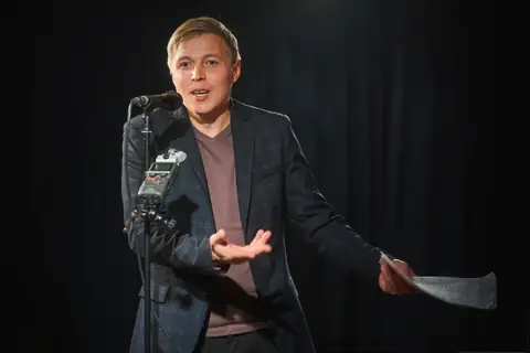 Александр Райн. Новогодний кухонник