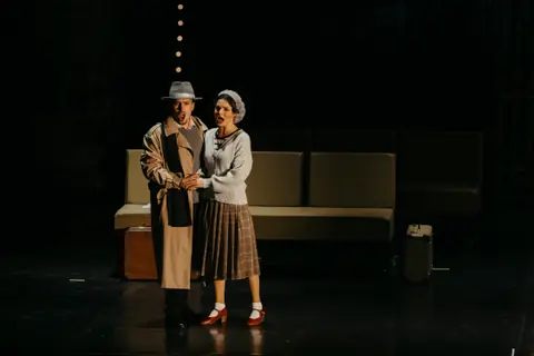 Манон
