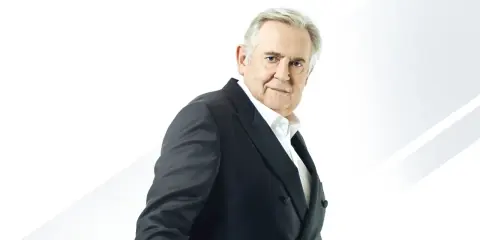 Юрий Стоянов