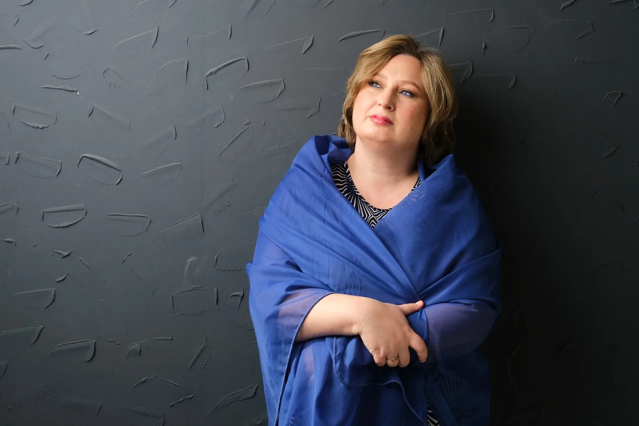 Онегинские вечера. Главы романа под рояль. Вечер четвёртый: VII. Москва и VIII. Большой свет