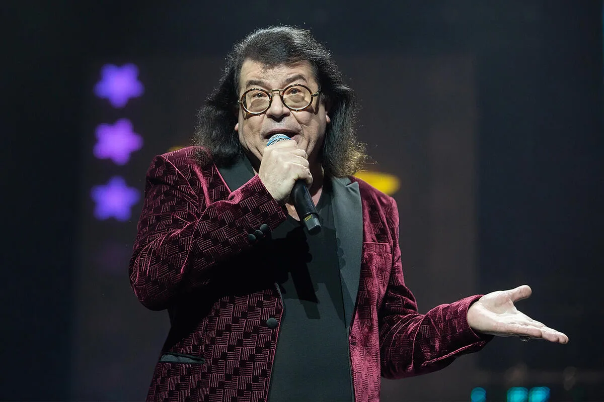 Игорь Корнелюк