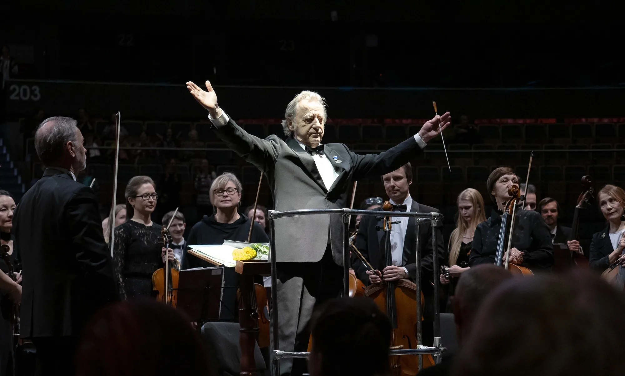 Симфонический оркестр «Классика» и Александр Канторов