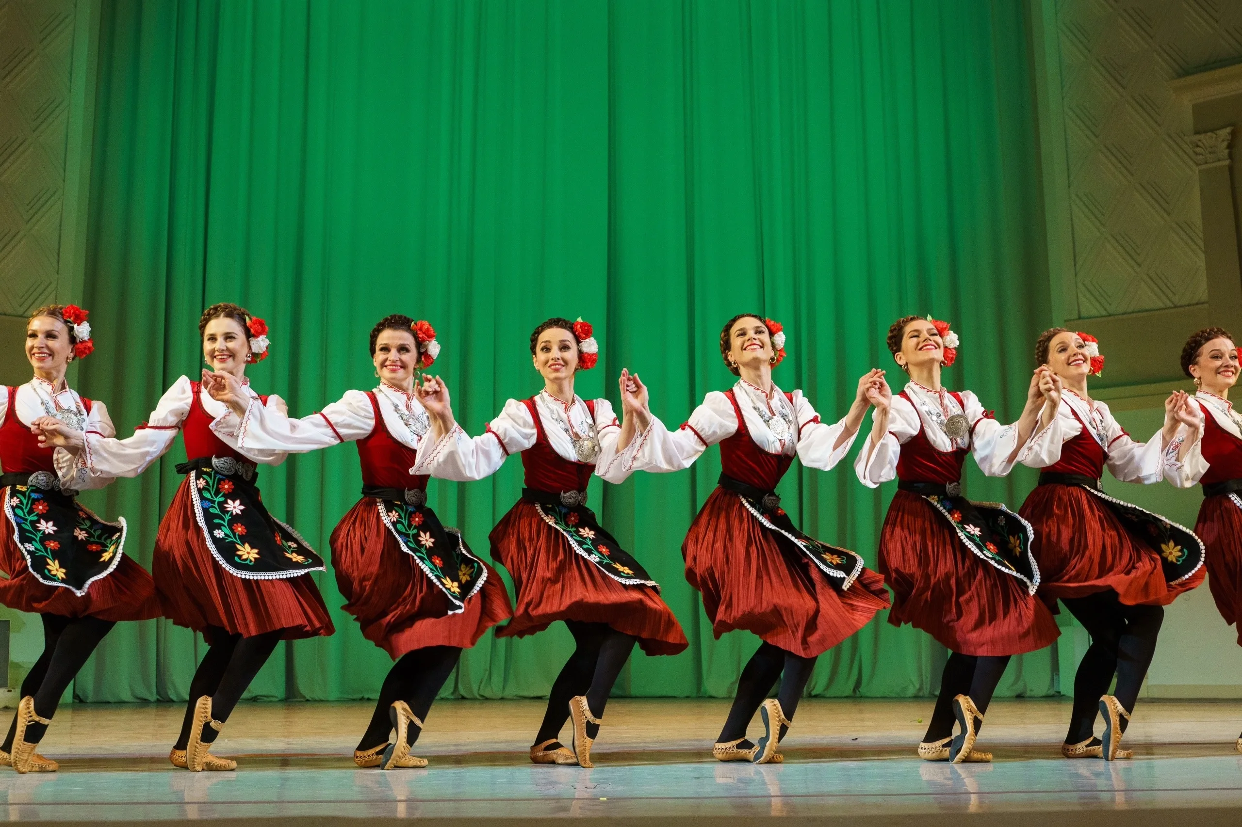 Танцы народов мира. Балет Игоря Моисеева