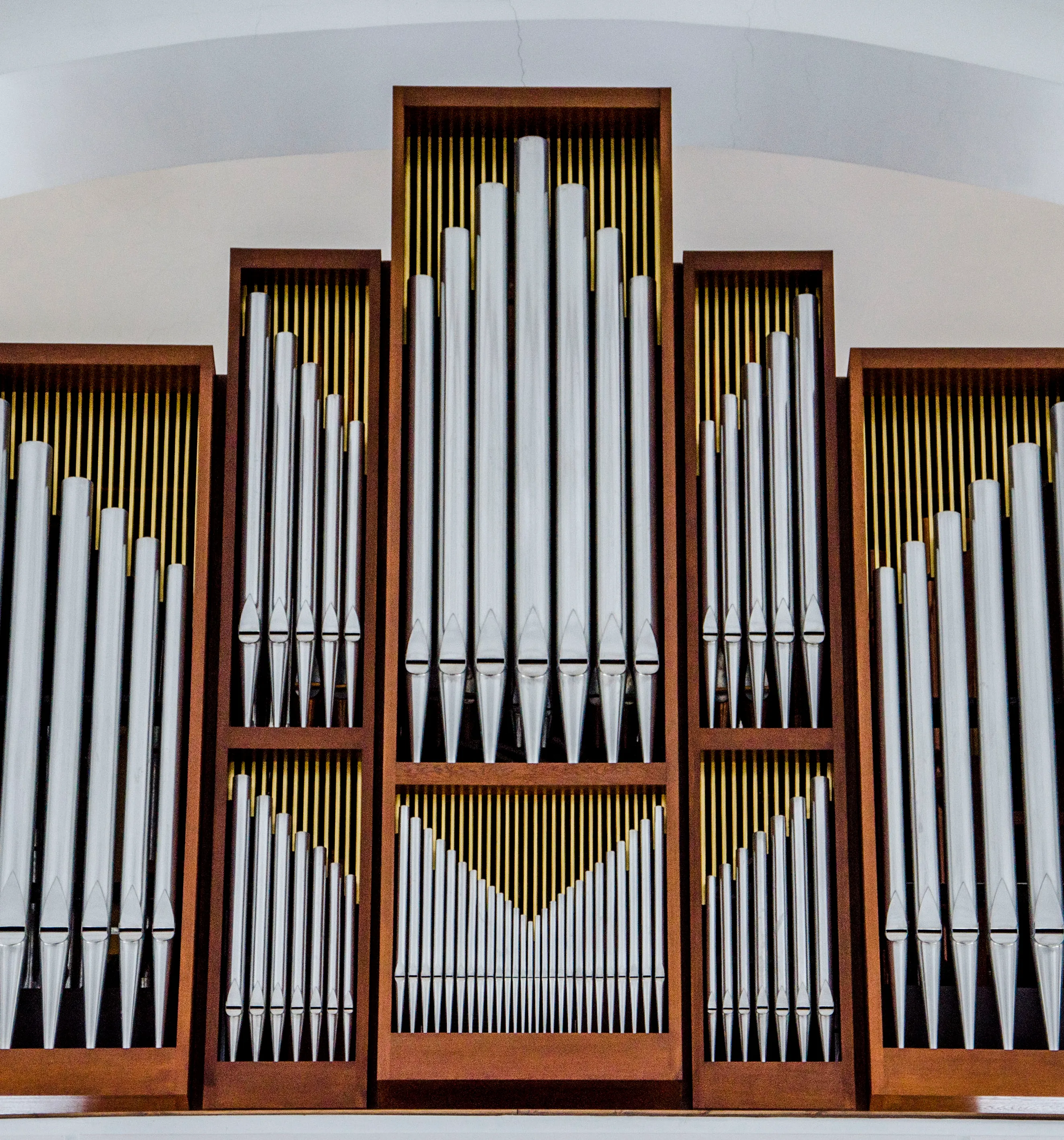 …И звучит орган!