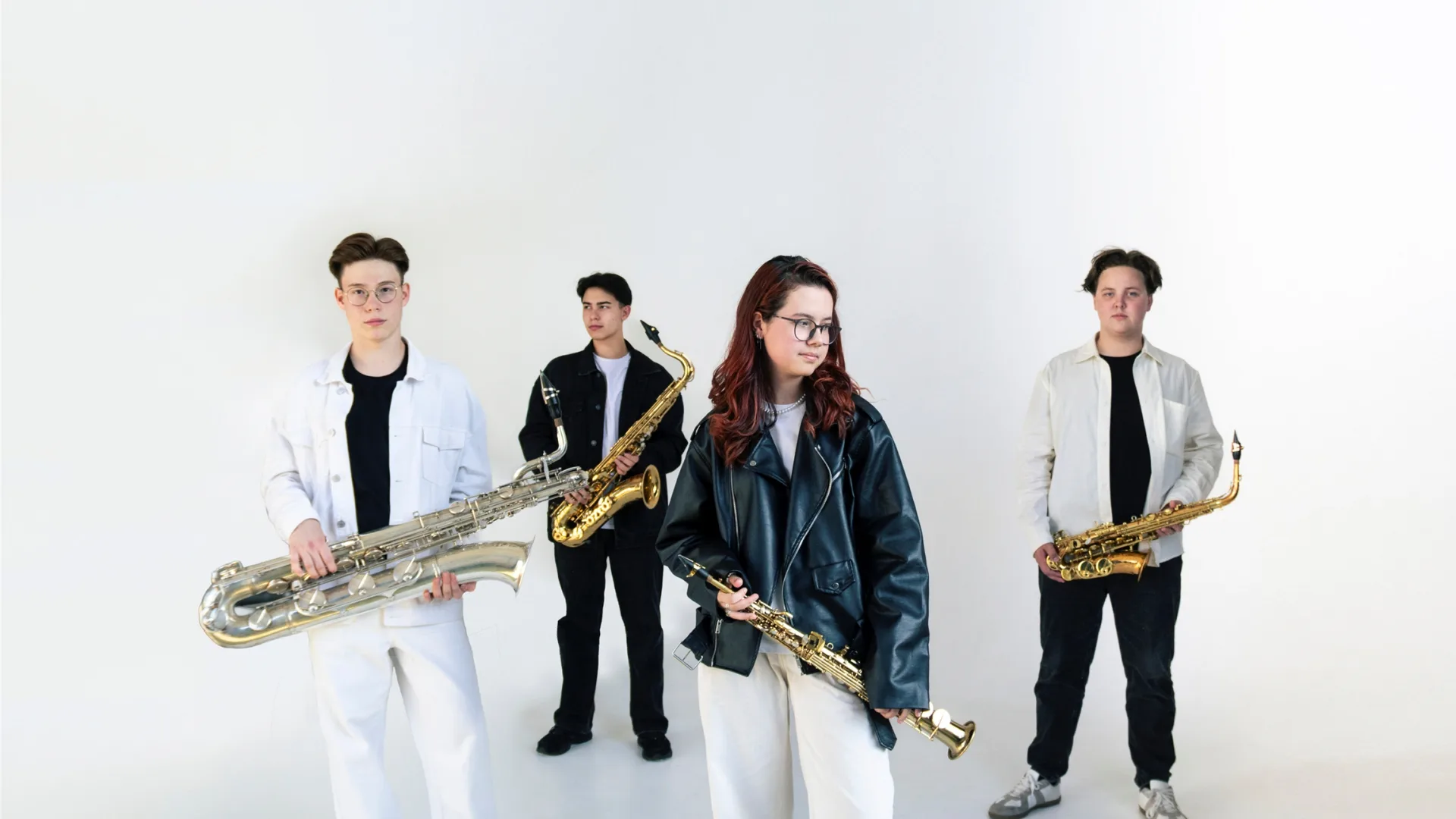 Игра саксофонов