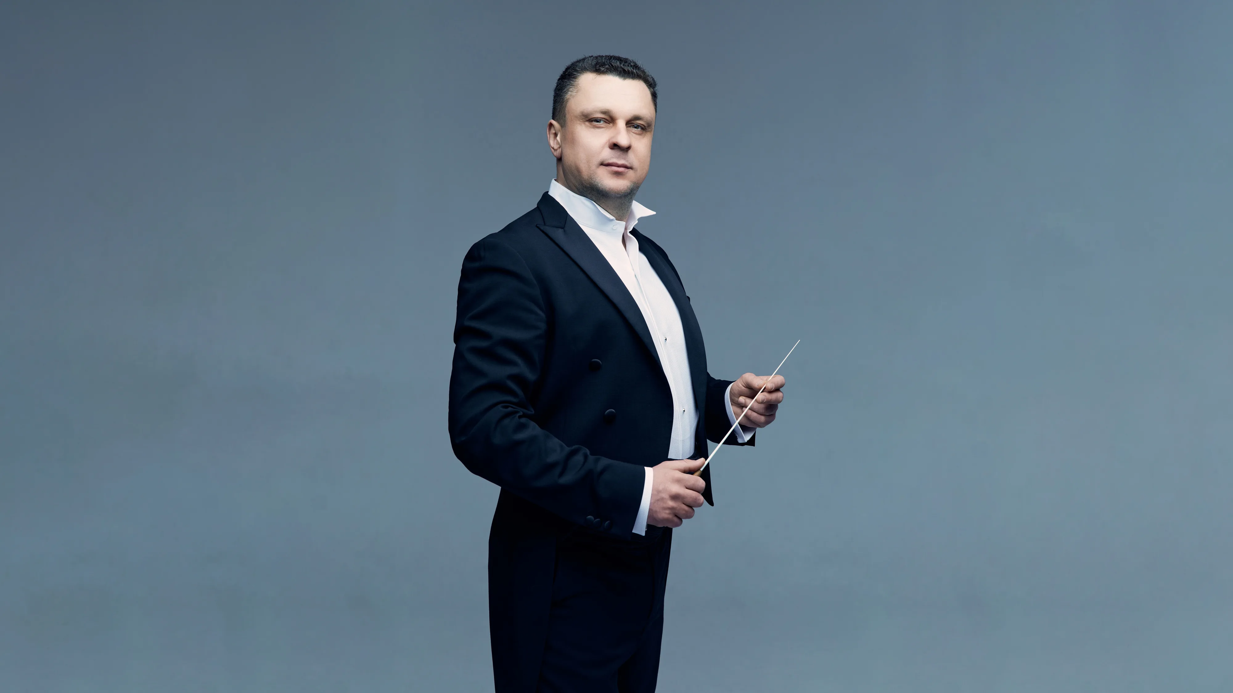 Михаил Голиков и симфонический оркестр «Таврический»