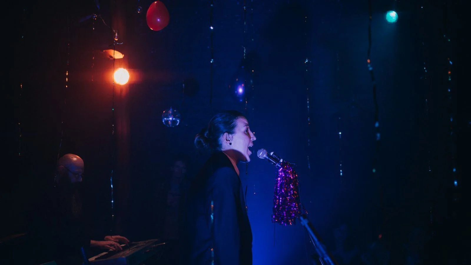 Ничего святого. Документальный стендап