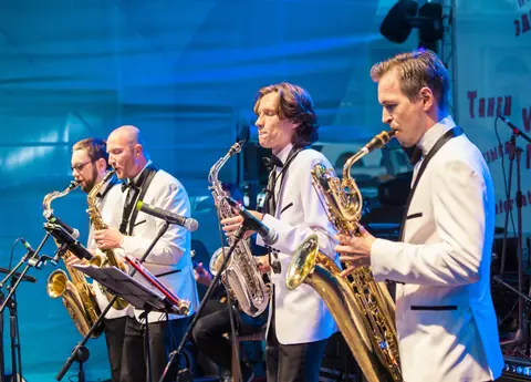 2x2 Saxophone Quartet
