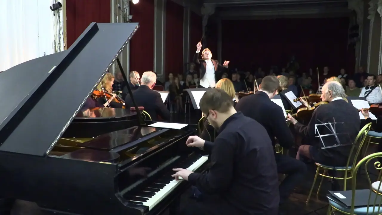 Оркестр Павла Опаровского. Симфония листопада