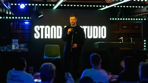 Premium Stand-up
