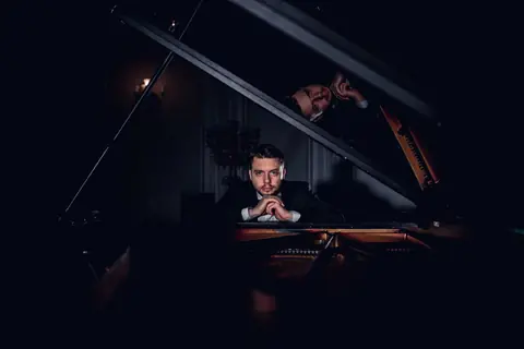 Рояль под звёздами. Вселенная рока