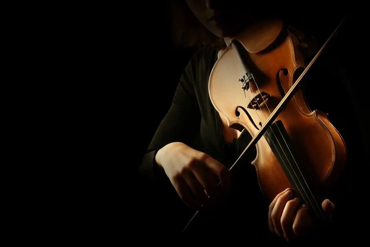 Внутри оркестра. Evergreen melodies