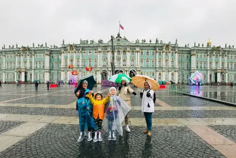 Детская обзорная экскурсия по Петербургу