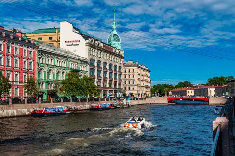 Обзорная по Петербургу с речным круизом на теплоходе
