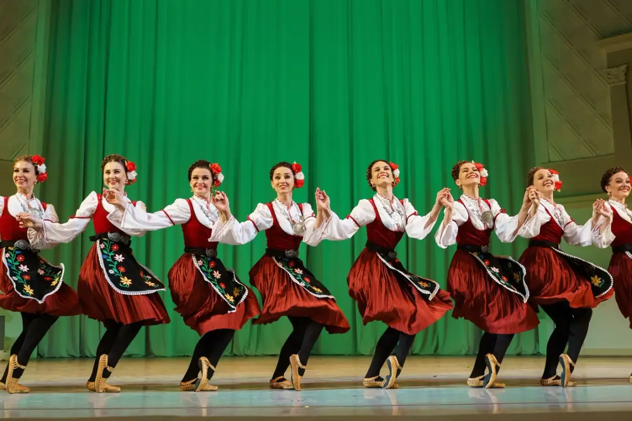 Танцы народов мира. Балет Игоря Моисеева
